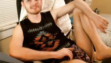 Foot Nerd Showing Feet, Masturbating and Licking Hairy Armpit