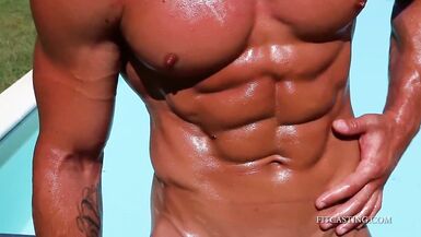 FITNESS MODELS POOL PARTY 2