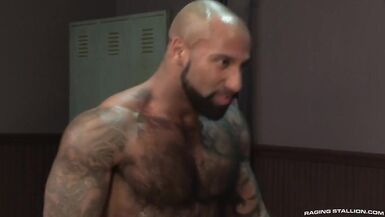 Derek Bolt, Daymin Voss ve Kurtis Wolfe (VI P5)