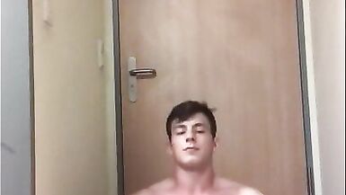 Asker mastürbasyon ve kirli konuşurken