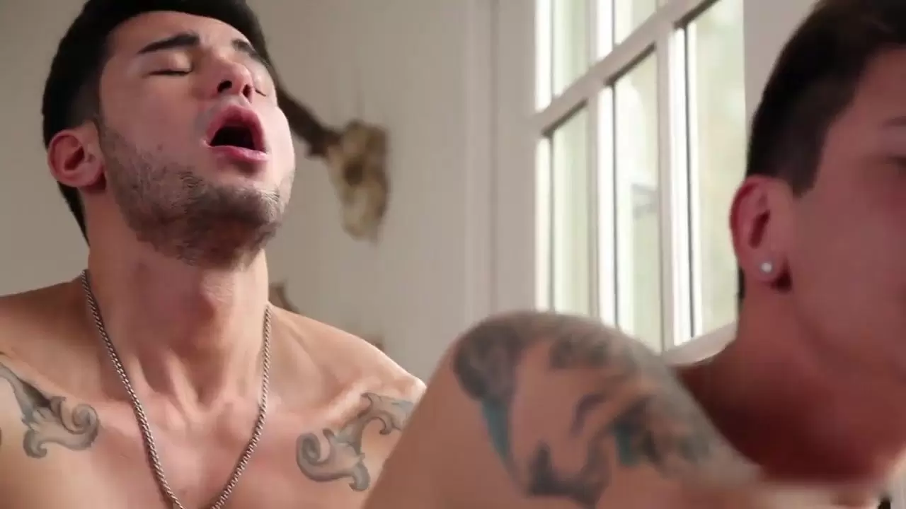 Ricky Roman Belleza Cruz Flip Fuck