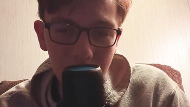 Seksi Delikanlı POV ASMR: Flört Etme, Uygunsuz Konuşma ve Teşvik