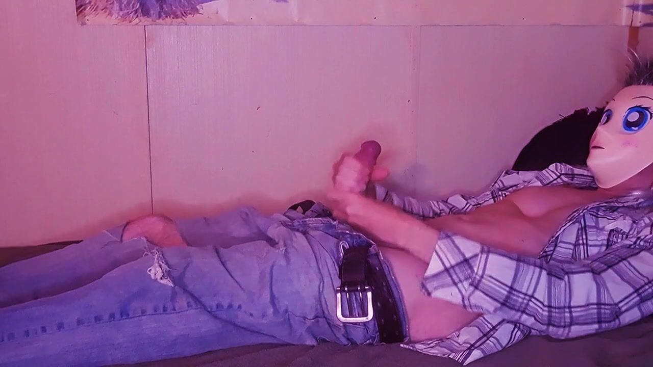 戴着动漫面具时我摔坏了螺母