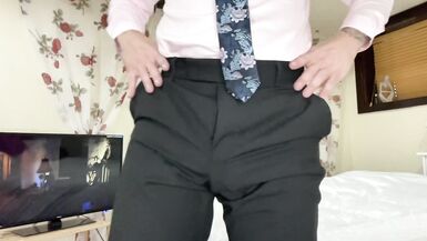 Cumming Home after Work, Strip and Wank