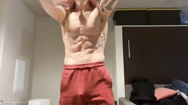 Cum Ice Cubes Cold Play Masturbation Sexy Big Dick Muscle Hunk Melts Cum Ice on Body & Sucks on it