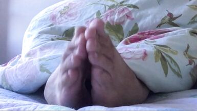 Footjob POV - Watch me flex my toes in to get a firm grip as I move up and down gently - Manlyfoot - 7 image