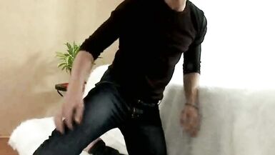 when his  girlfriend is absent, this straight boy show cock