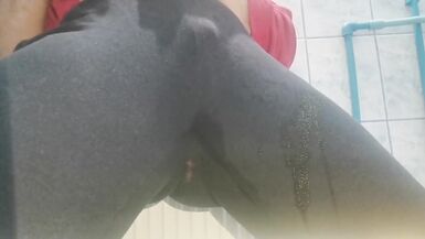 Gym pants wetting, pissing in men yoga pants