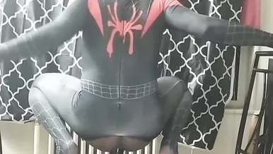 Spiderman blowjob Gay Porn Videos at Gay0Day
