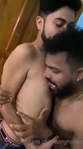 Indian men romantic porn at Gay0Day