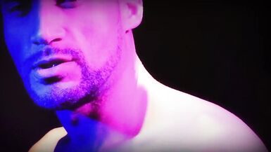 Several actors enjoying tasty - Apimentados Online