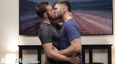 JockPussy - FTM breeding between sweet cis top and cute bottom