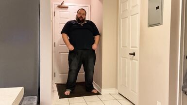 A little striptease upon entry and footjob demo on a big dildo, in honour of 5 million views!