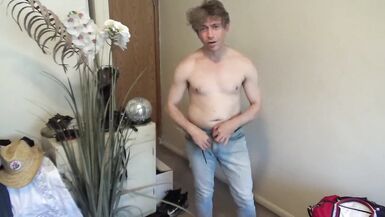 Vegas Exotic Dancer interacts with Crowd Naked & Hard!