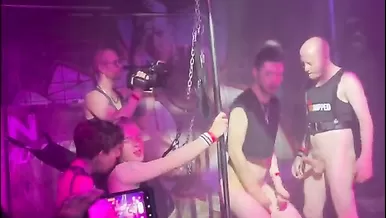 Жындылармен секс-шоу Жындылармен секс-шоу