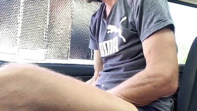 Then this chab stopped the car and made me engulf his large dick - 7 image