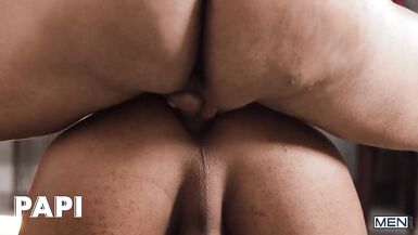 Leo Vice Guesses What Armando De Armas Puts In His Asshole And He Correctly Finds That Is A Dick - PAPI