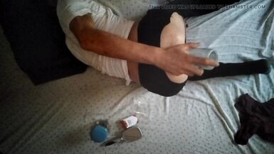 Skinny inexperienced man puts his own cum in his ass - 9 image