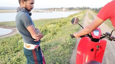 A College boy was returning form school in the evening when his electric Scooter stopped. The mechanic sugarcane field fuck - 6 image
