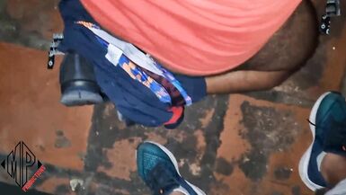 Azgın Vouyer, beni öperken erkek arkadaşlarımın kıçını beceren büyük bir horozla olgun adam, eşcinsel fahişelikle biten evli heteroseksüel adam - 2 image