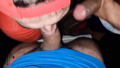 Azgın Vouyer, beni öperken erkek arkadaşlarımın kıçını beceren büyük bir horozla olgun adam, eşcinsel fahişelikle biten evli heteroseksüel adam - 5 image