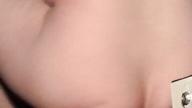 2010-03-08 DJ Член и анус 7 с членом и мячом инсерион