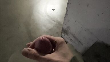 almost caught cumming on parking. 3 orgasms