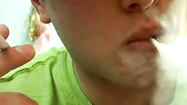 Twinks kendini emmek süre sahip anal gay Seks düz arkadaşlar duman Seks