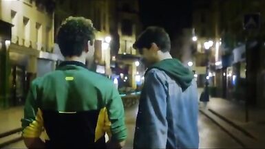 Theo and Hugo in a sex club (2016)