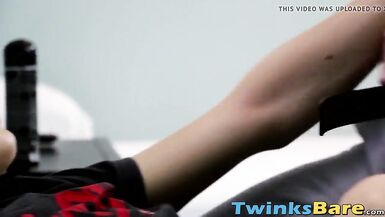 Young man fucked raw after passionate kissing and sucking - 2 image