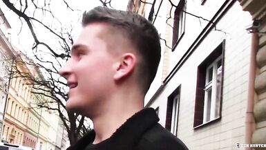 CZECH HUNTER 517 - amateur gay for pay