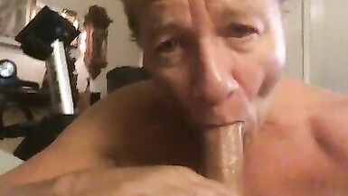 Cocksucker Stewart Bowman blows Cock and Clouds same time