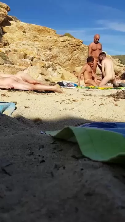 Нуддисткий..... пляж - Релевантные порно видео (7230 Видео)