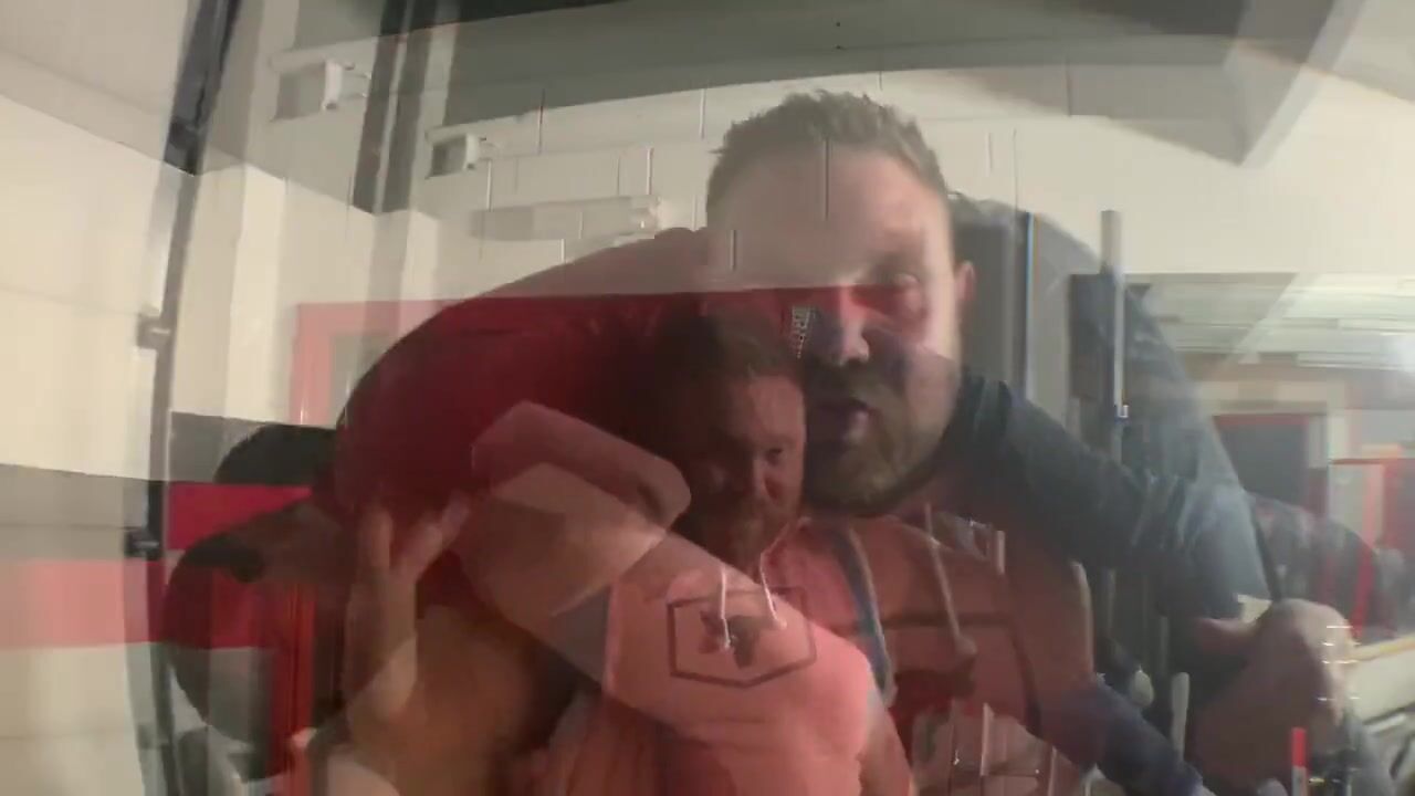 Jack Stacked riceve Muscle Wadored in palestra! guarda online