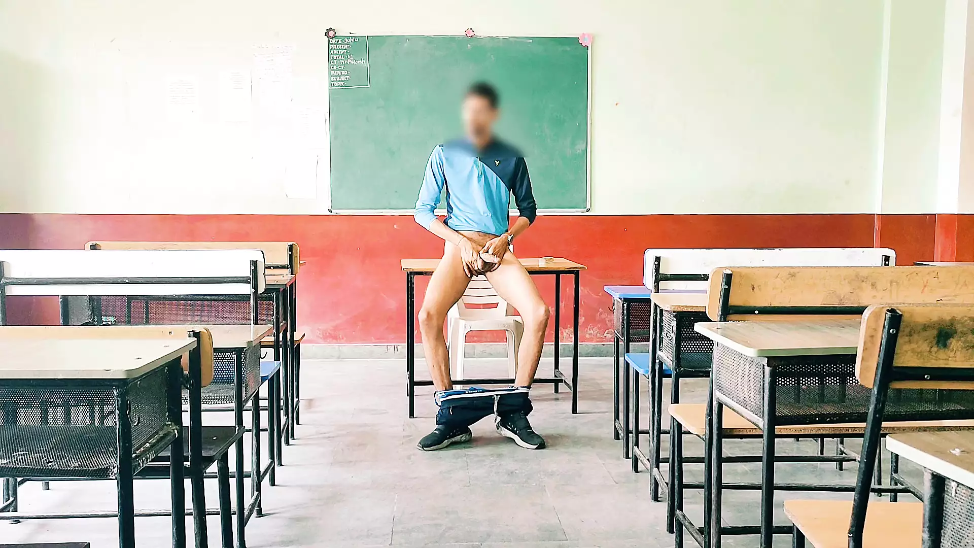 同学偷拍 记录下刺激瞬间